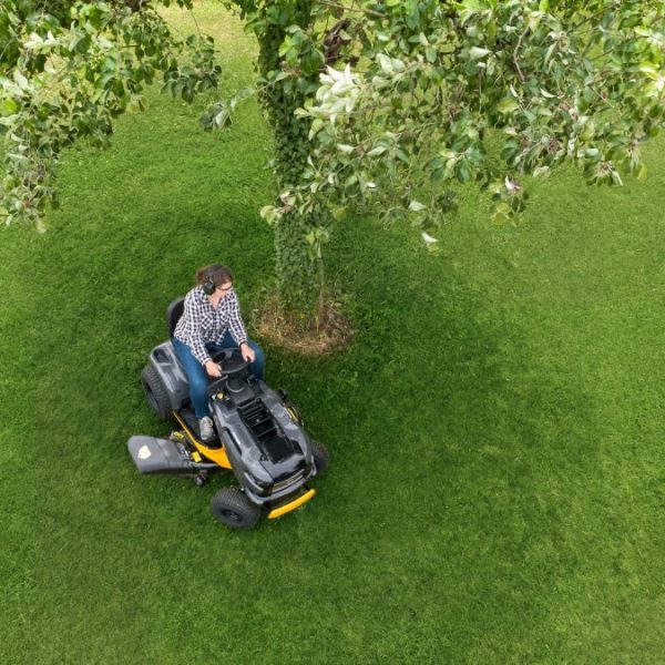 Cub Cadet LT1 S86 vrtni traktor kosilica 86 cm